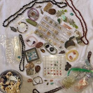 Gems And Jewels Live Auction!!
